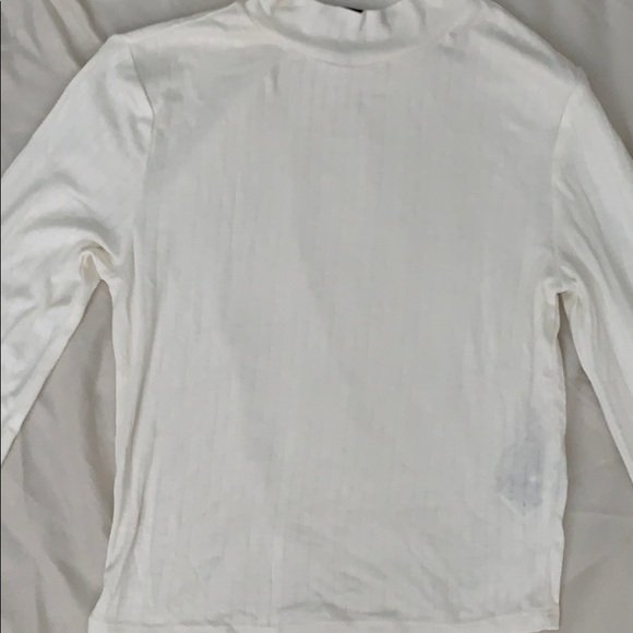 Forever 21 Long Sleeve Mock Turtleneck - Picture 2 of 4